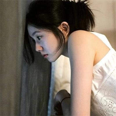 饥饿的狮子
